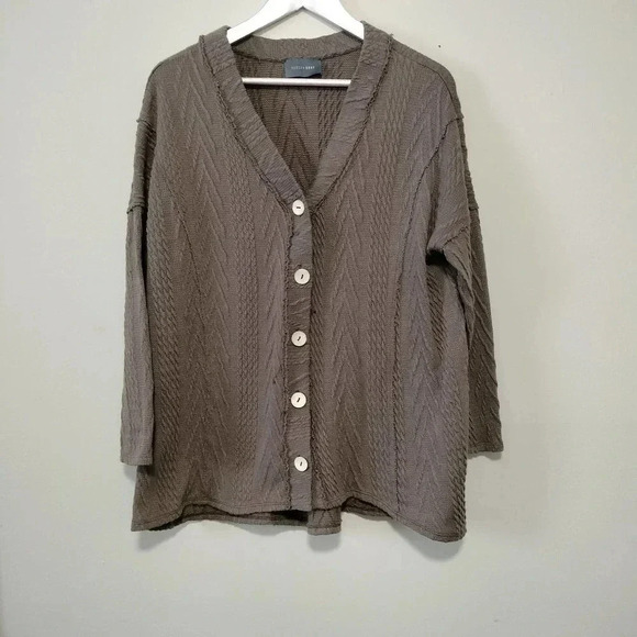 Hudson Gray Size Small Oversized Taupe Top Cardigan V Neck Button - Picture 1 of 7